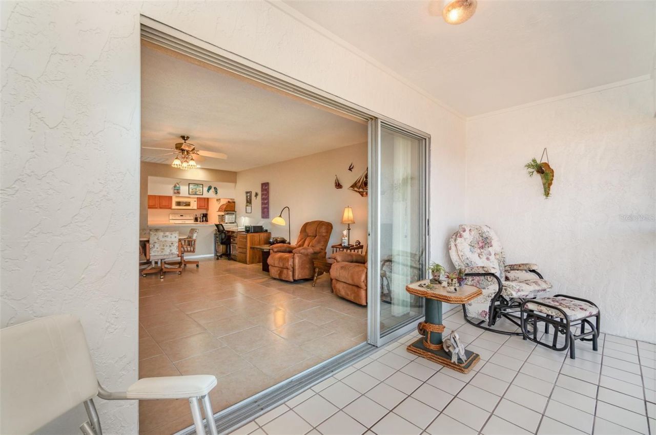 2700 Magdalina Drive, Unit 2B, Punta Gorda, FL 33950 Photo