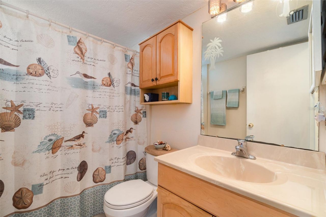 2700 Magdalina Drive, Unit 2B, Punta Gorda, FL 33950 Photo