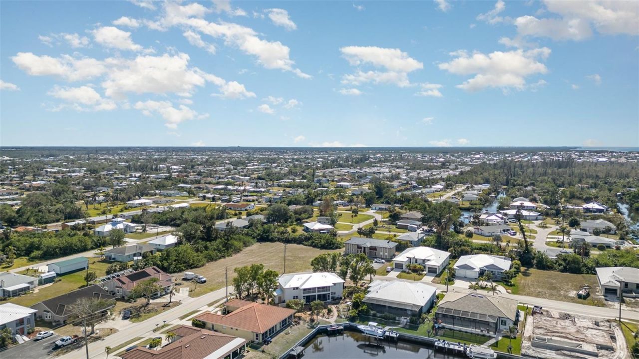 2700 Magdalina Drive, Unit 2B, Punta Gorda, FL 33950 Photo