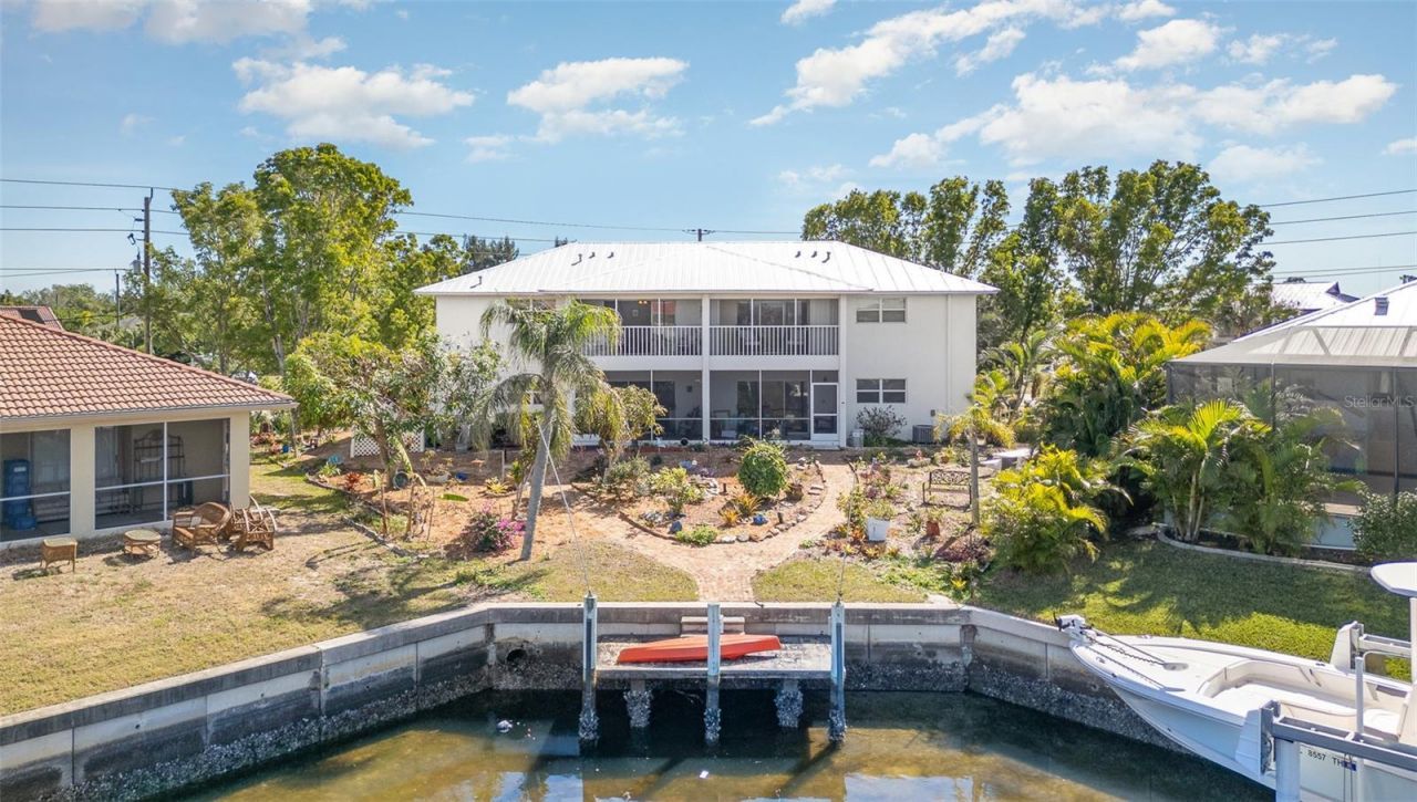 2700 Magdalina Drive, Unit 2B, Punta Gorda, FL 33950 Photo