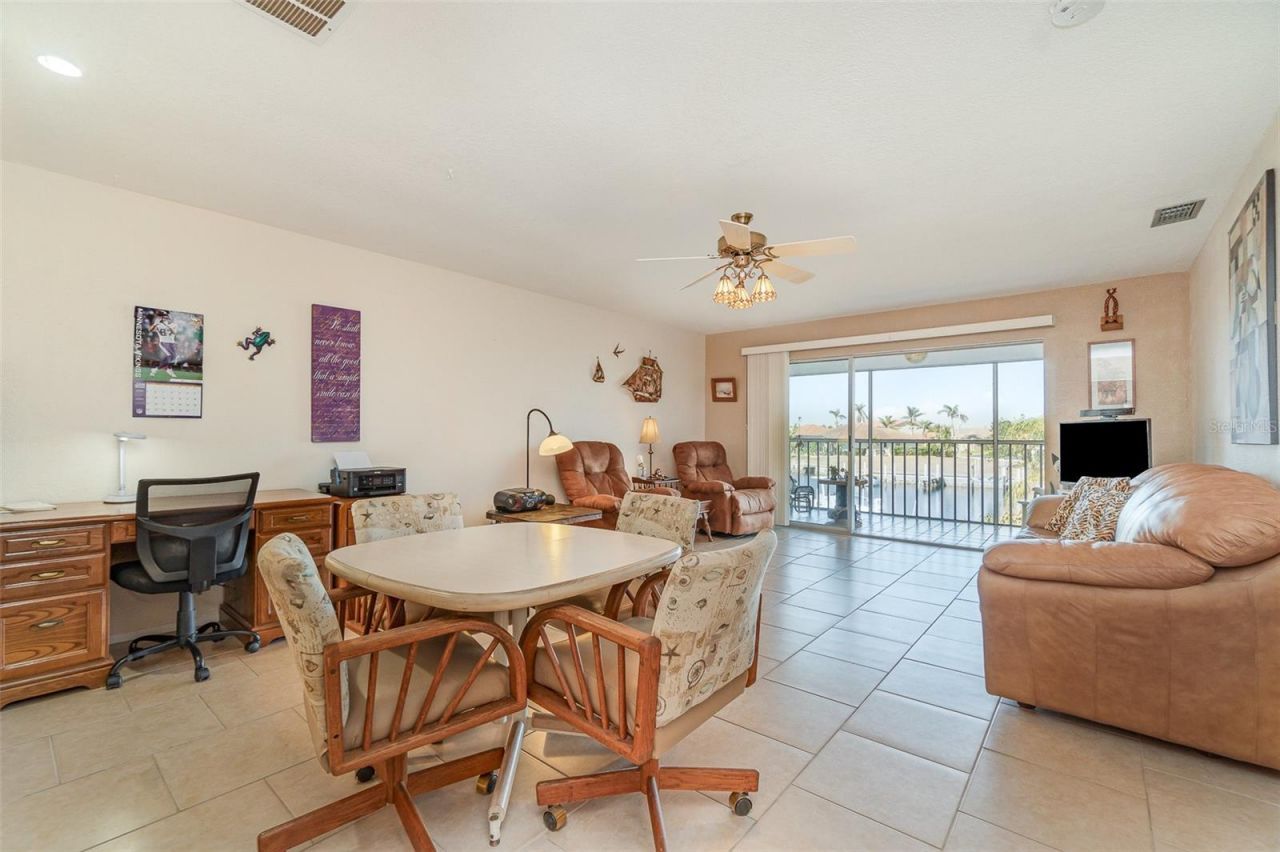 2700 Magdalina Drive, Unit 2B, Punta Gorda, FL 33950 Photo