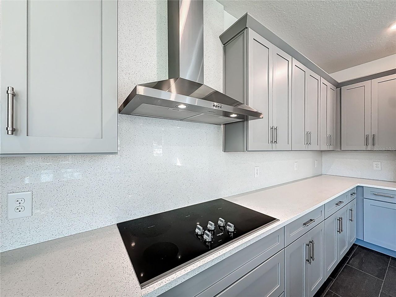 4732 W Wallcraft Avenue, Tampa, FL 33611 Photo