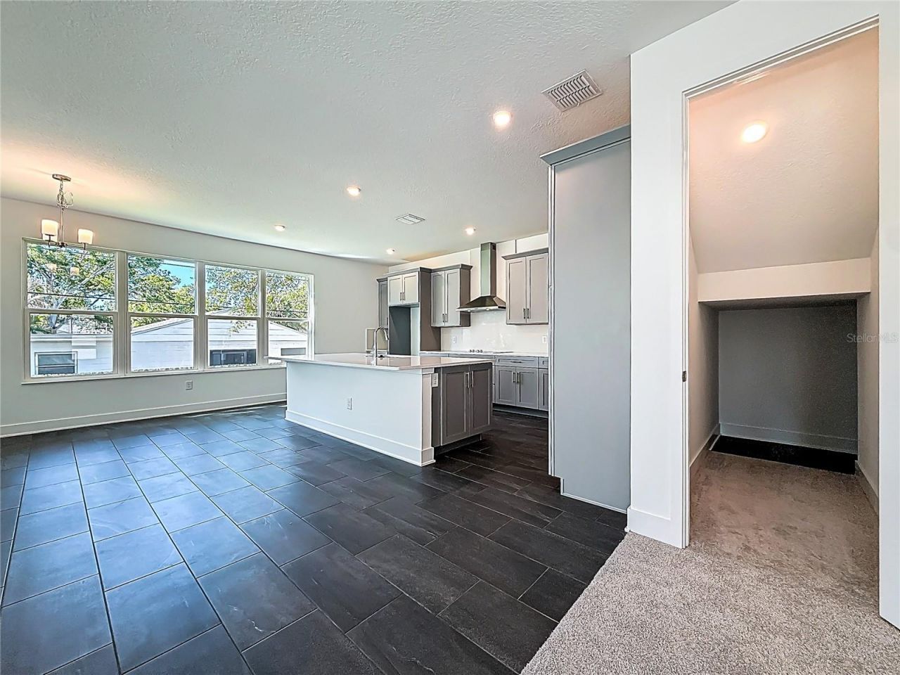 4732 W Wallcraft Avenue, Tampa, FL 33611 Photo
