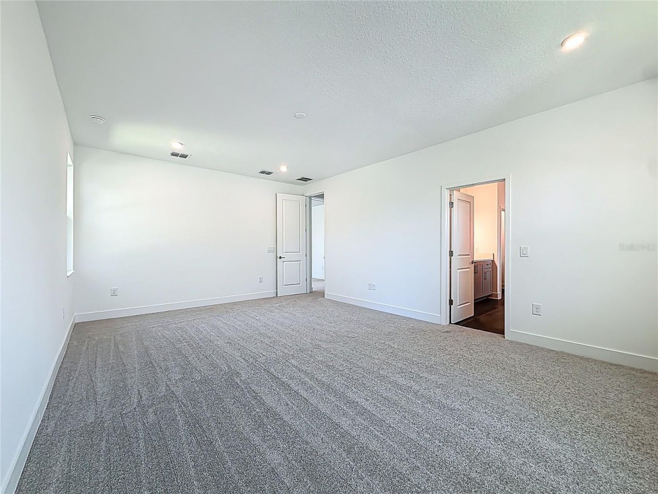 4732 W Wallcraft Avenue, Tampa, FL 33611 Photo