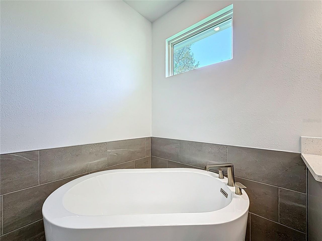4732 W Wallcraft Avenue, Tampa, FL 33611 Photo