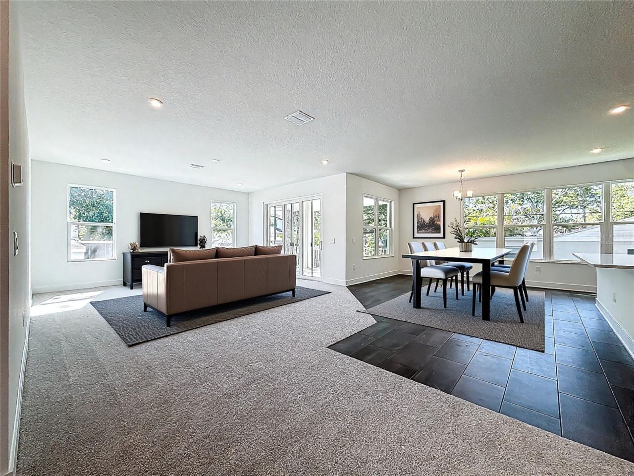 4732 W Wallcraft Avenue, Tampa, FL 33611 Photo