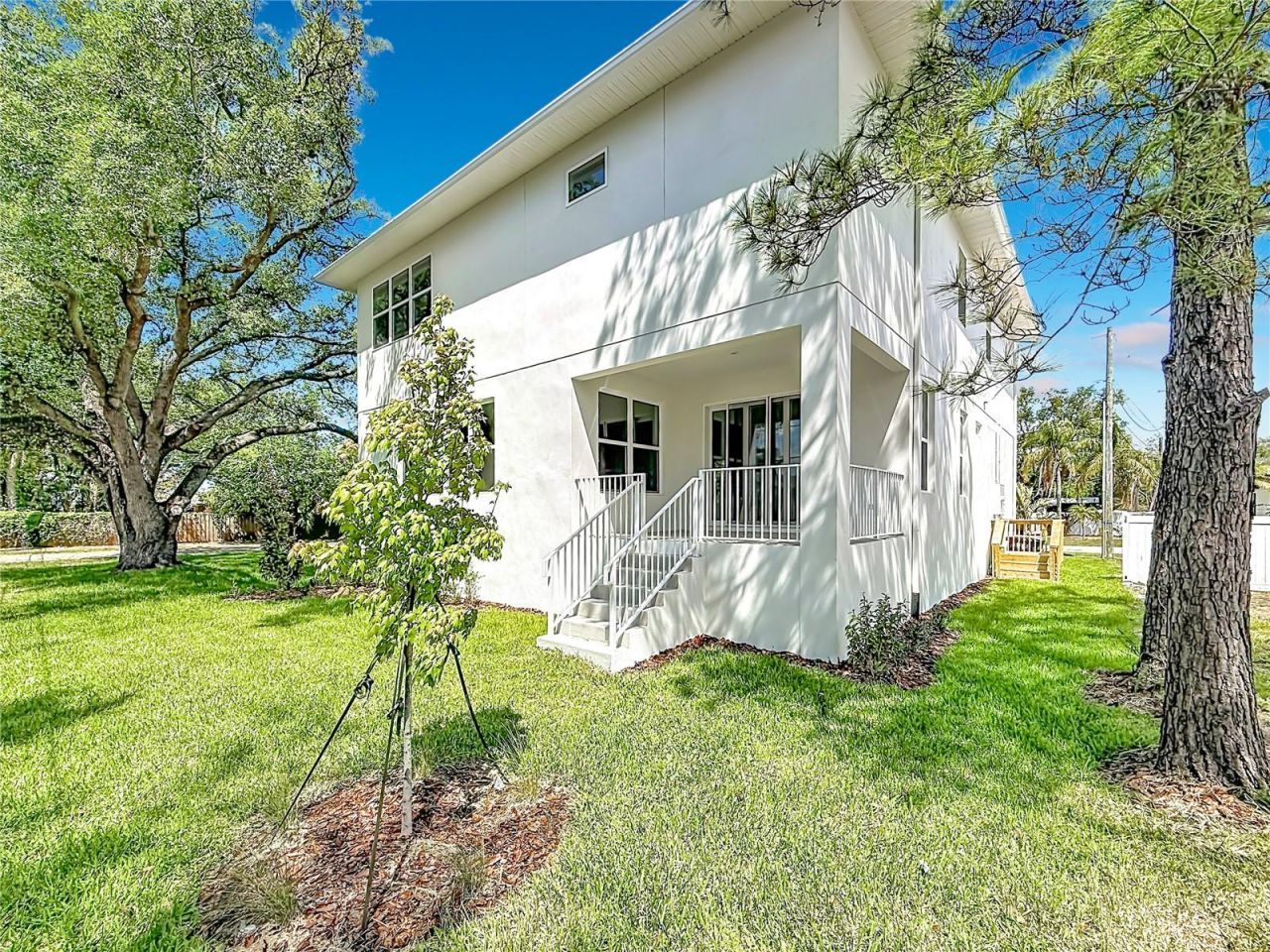 4732 W Wallcraft Avenue, Tampa, FL 33611 Photo