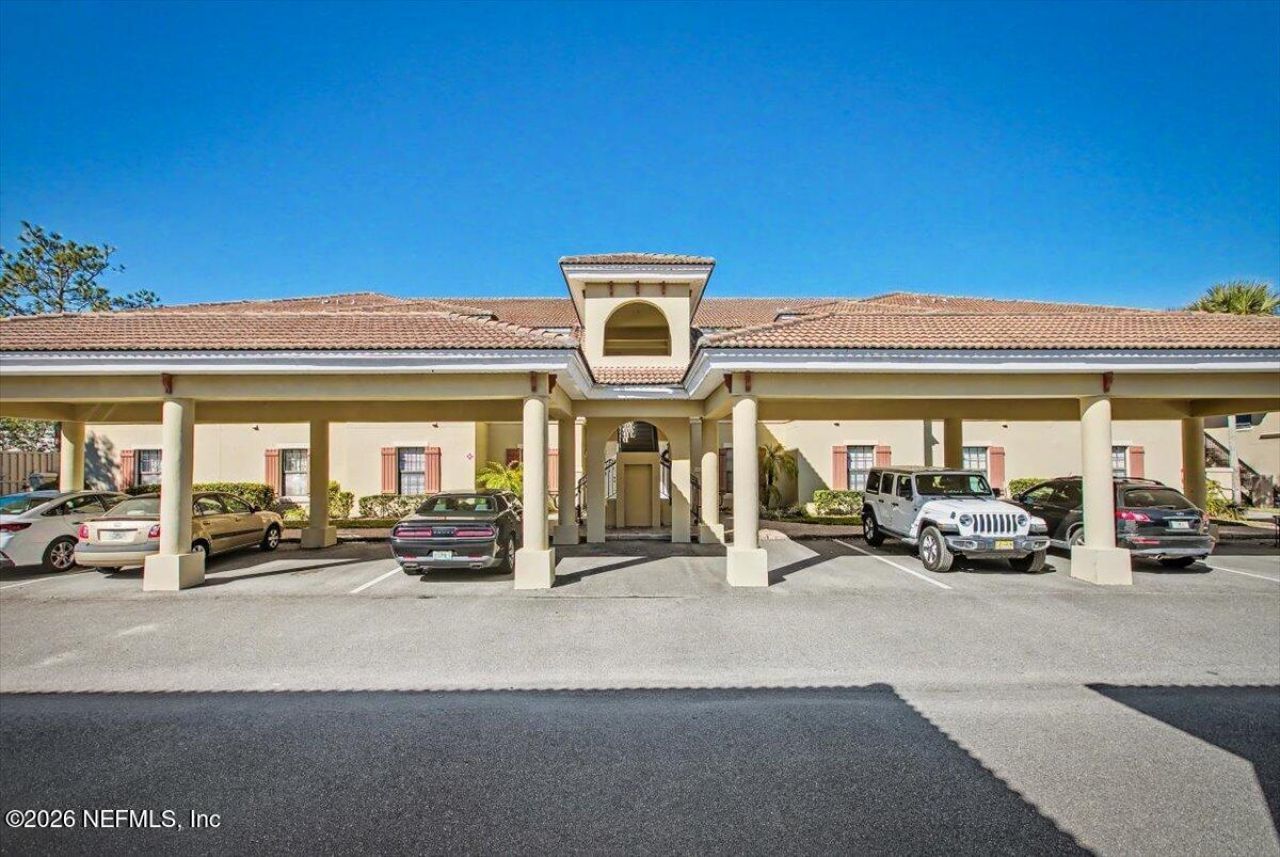 315 Via Castilla, Unit 204, Saint Augustine, FL 32095 Main Photo