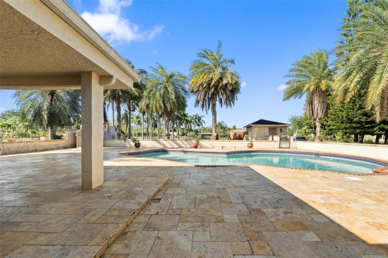 Please Call For Address, Miami, FL 33196 Photo