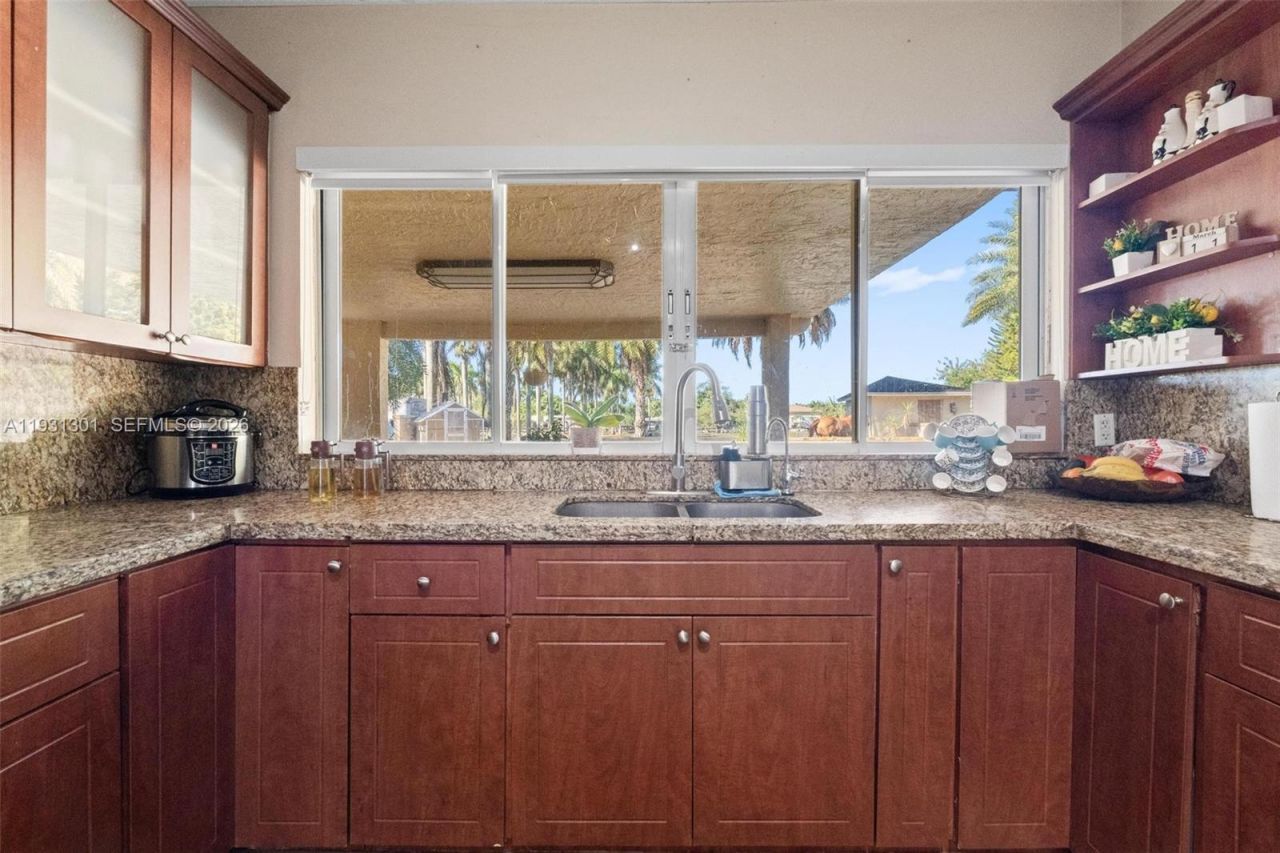 Please Call For Address, Miami, FL 33196 Photo