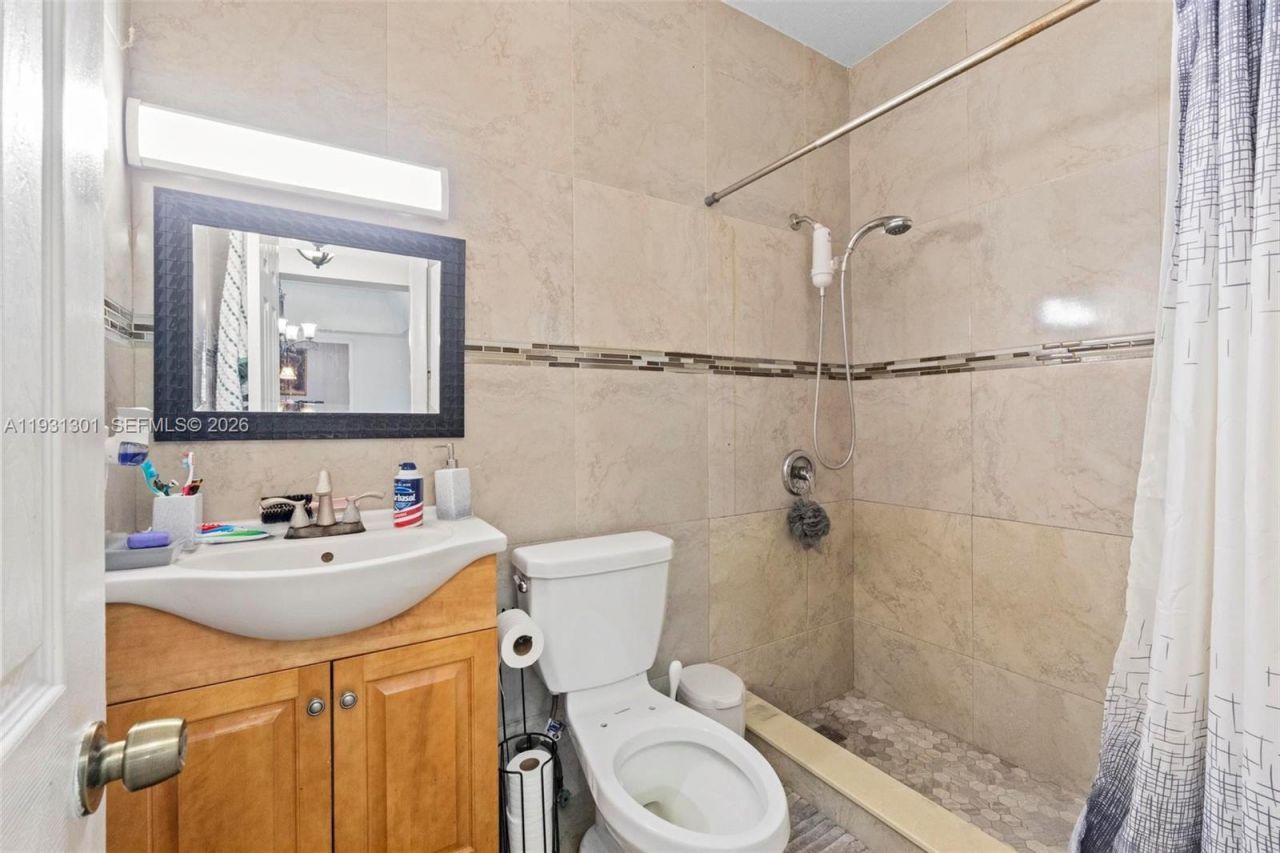 Please Call For Address, Miami, FL 33196 Photo