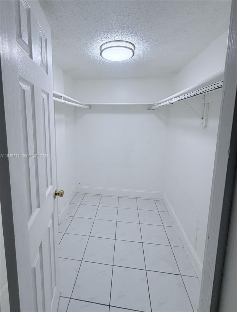 10000 NW 80th Ct, Unit 2247, Hialeah Gardens, FL 33016 Photo