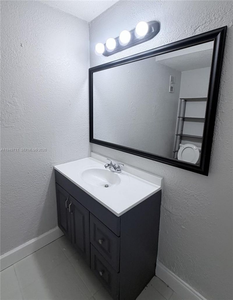 10000 NW 80th Ct, Unit 2247, Hialeah Gardens, FL 33016 Photo