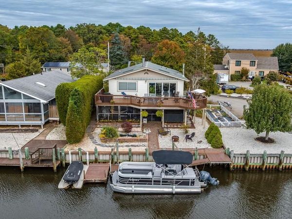 68 EDGEWATER DRIVE, TUCKERTON, NJ 08087