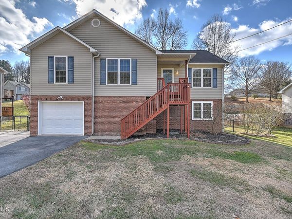 426 Neal Drive, Bluff City, TN 37618