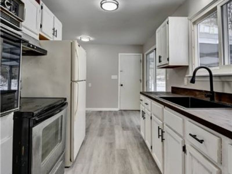 10645 Wilma Avenue NE, Alliance, OH 44601 Photo 13