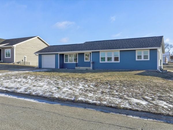 309 SE 4th Street, Greenfield, IA 50849