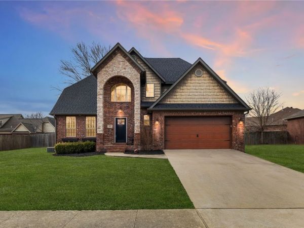 4001 Cortney Circle, Siloam Springs, AR 72761