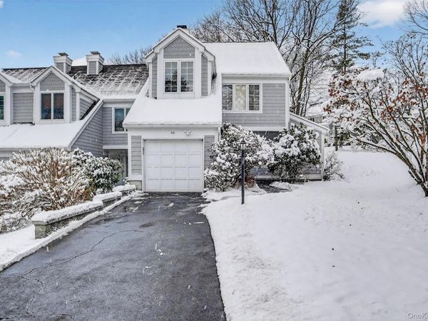 23 Berrybush Lane, Hastings-on-Hudson, NY 10706