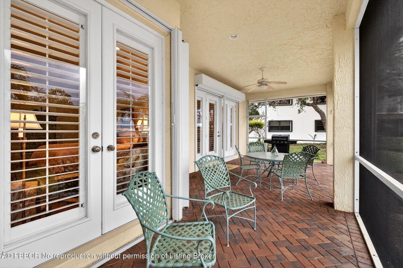 3305 Caracal Drive, Fort Pierce, FL 34949 Photo