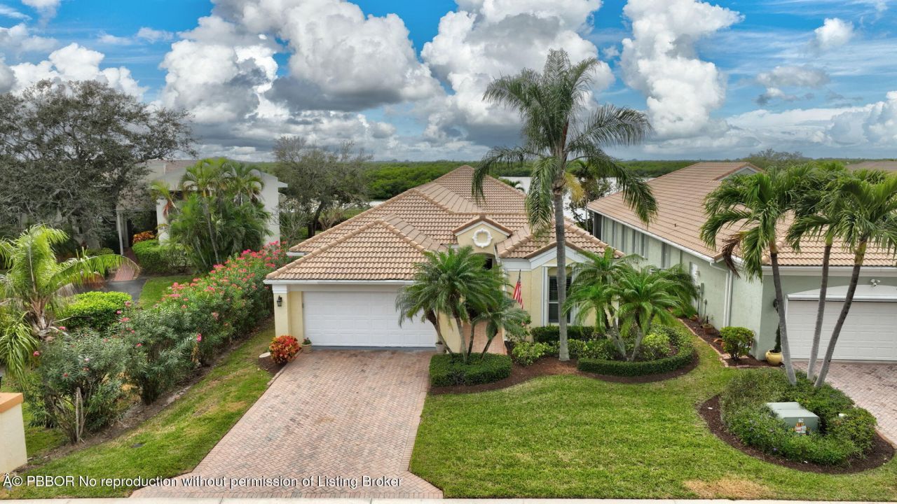 3305 Caracal Drive, Fort Pierce, FL 34949 Photo
