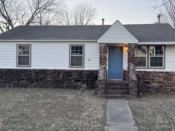 4252 N HARTFORD Avenue, Tulsa, OK 74106