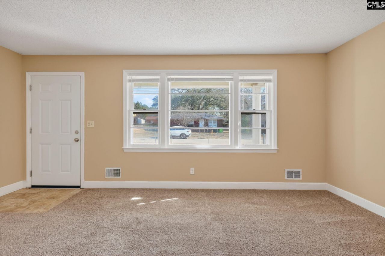 1455 Aralia Drive Photo 12