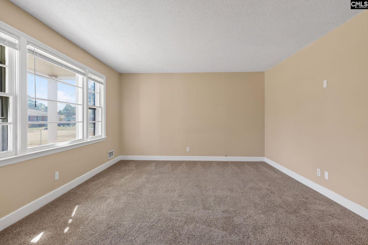 1455 Aralia Drive Photo 14