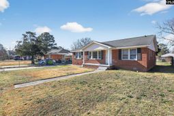 1455 Aralia Drive photo 4