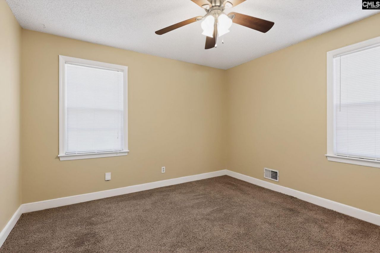 1455 Aralia Drive Photo 6