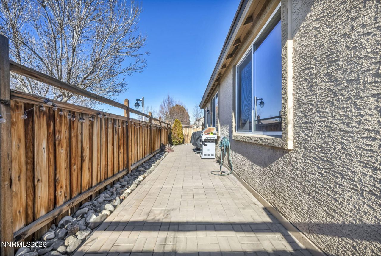 7058 Cinder Village Drive, Sparks, NV 89436 Photo