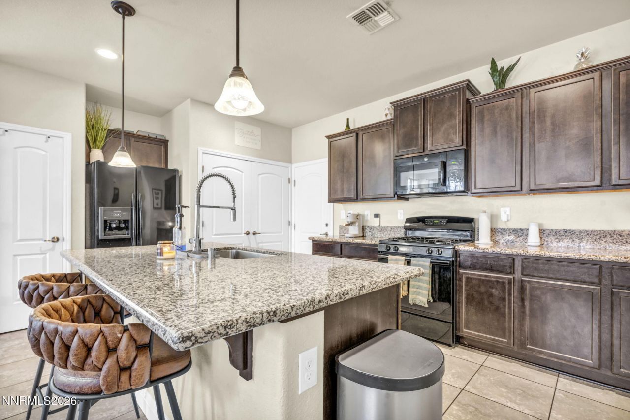 7058 Cinder Village Drive, Sparks, NV 89436 Photo