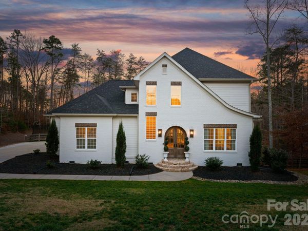 3107 James Plantation Drive, Denver, NC 28037