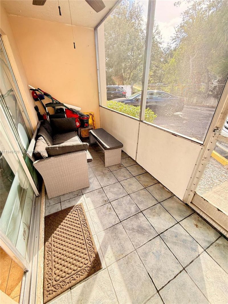 5790 Stirling Rd, Unit 104, Hollywood, FL 33021 Photo