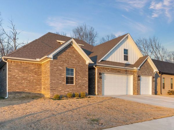 3550 Sylvia Springs, Conway, AR 72034