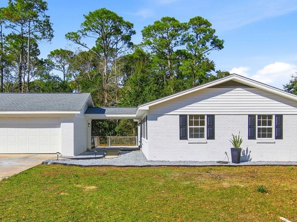3520 Tide Drive, Pensacola, FL 32504