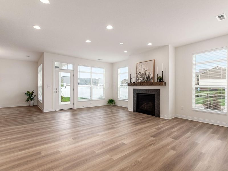 5176 Clarewood Lane, Dublin, OH 43016 Photo 4