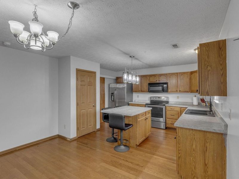 3832 Liriope Street, Canal Winchester, OH 43110 Photo 12