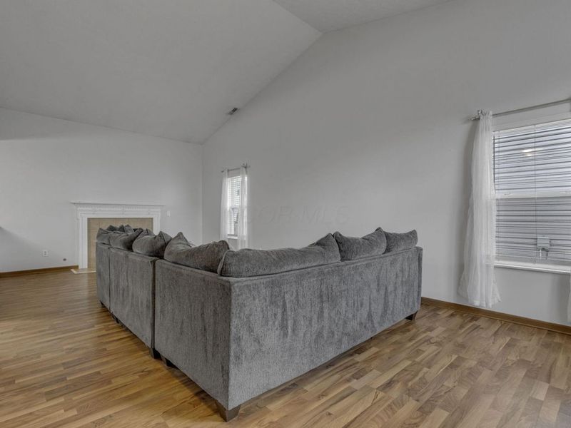 3832 Liriope Street, Canal Winchester, OH 43110 Photo 9