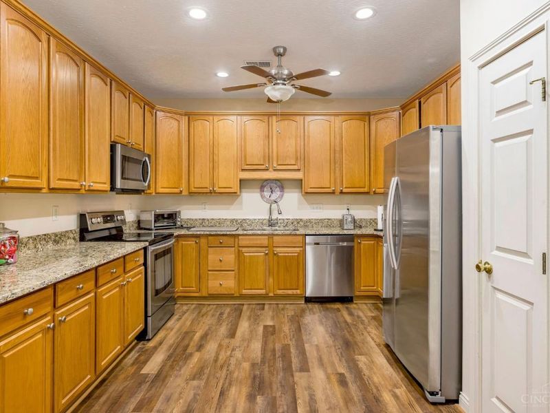 7991 Pinnacle Point Drive, Unit 101, West Chester, OH 45069 Photo 13