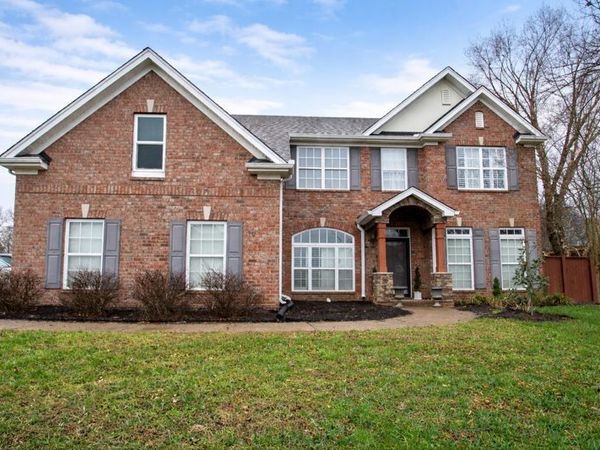 4833 Rainer Dr, Old Hickory, TN 37138