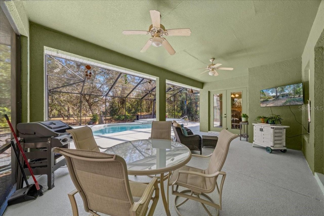 16731 SE 181st Terrace, Weirsdale, FL 32195 Photo