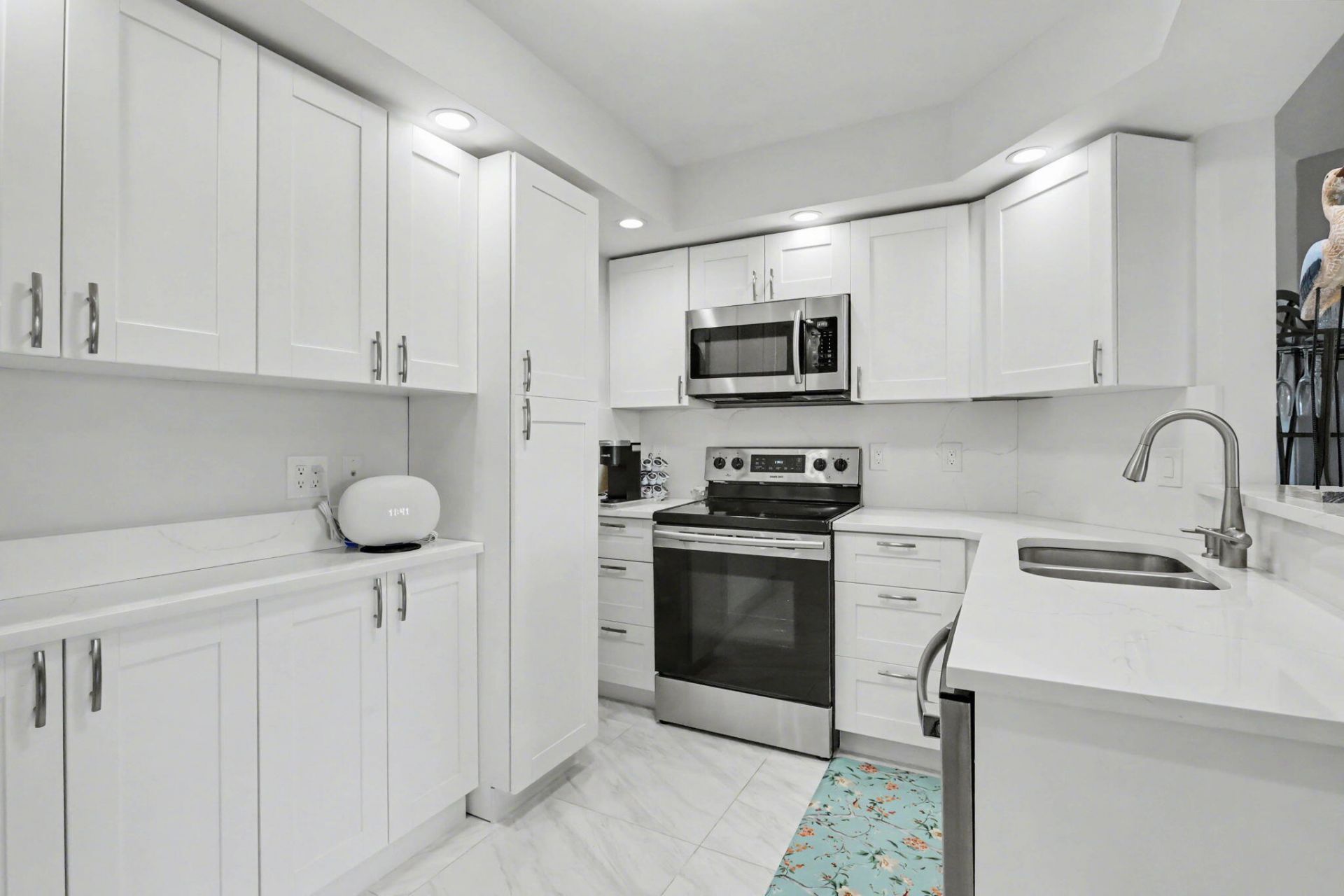 3700 Galt Ocean Drive, Unit 214, Fort Lauderdale, FL 33308 Photo