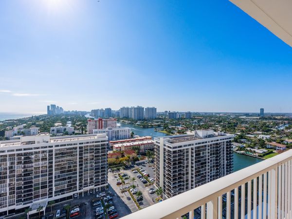1985 S Ocean Drive, Unit Pha, Hallandale Beach, FL 33009