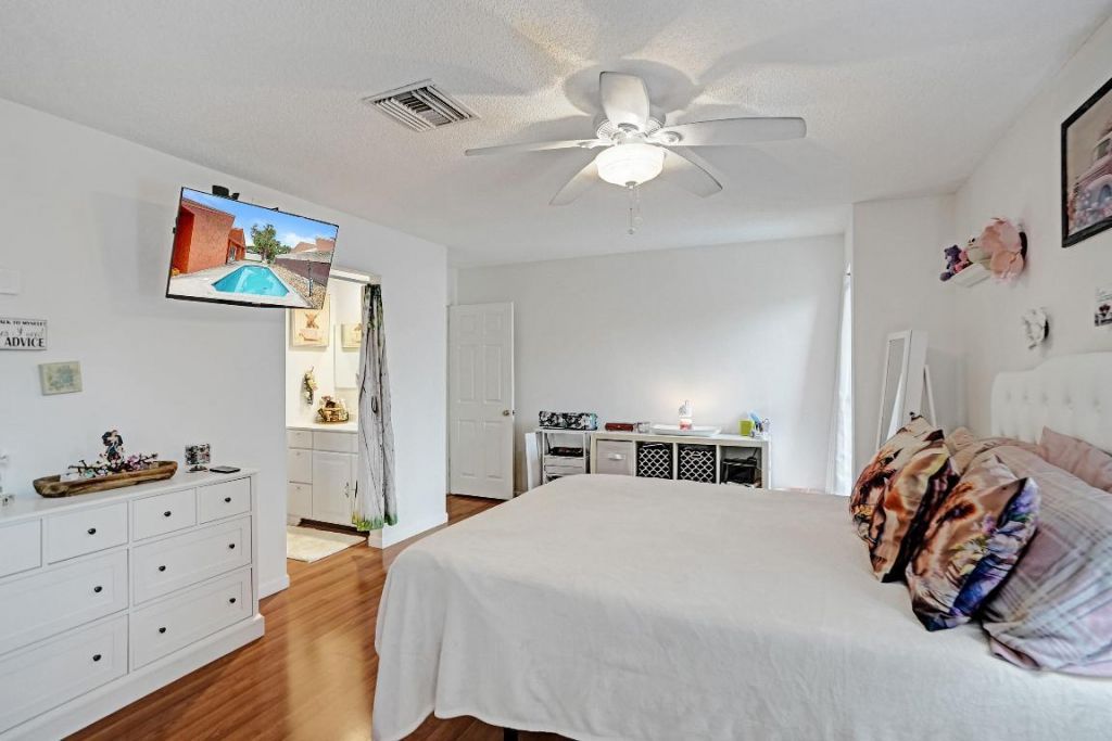 9471 SW 49th Place, Cooper City, FL 33328 Photo