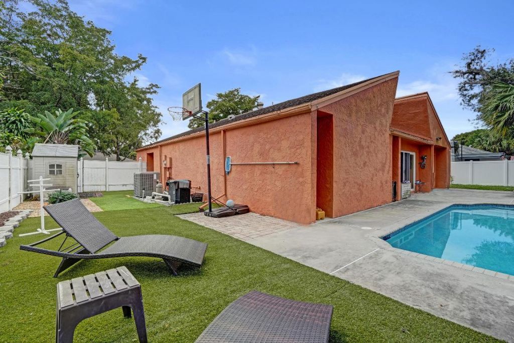 9471 SW 49th Place, Cooper City, FL 33328 Photo