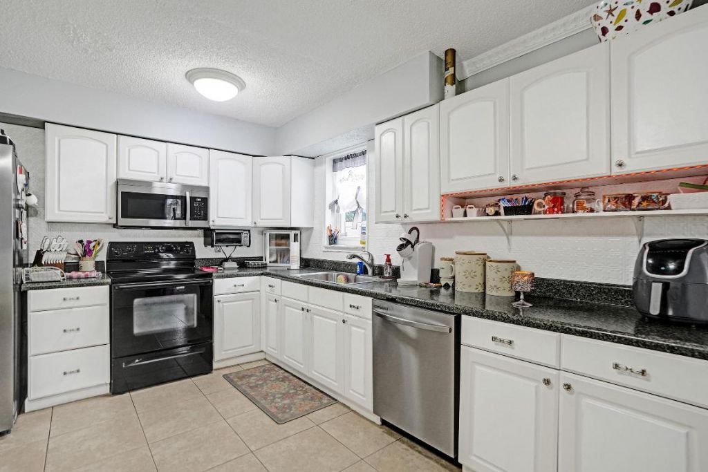 9471 SW 49th Place, Cooper City, FL 33328 Photo