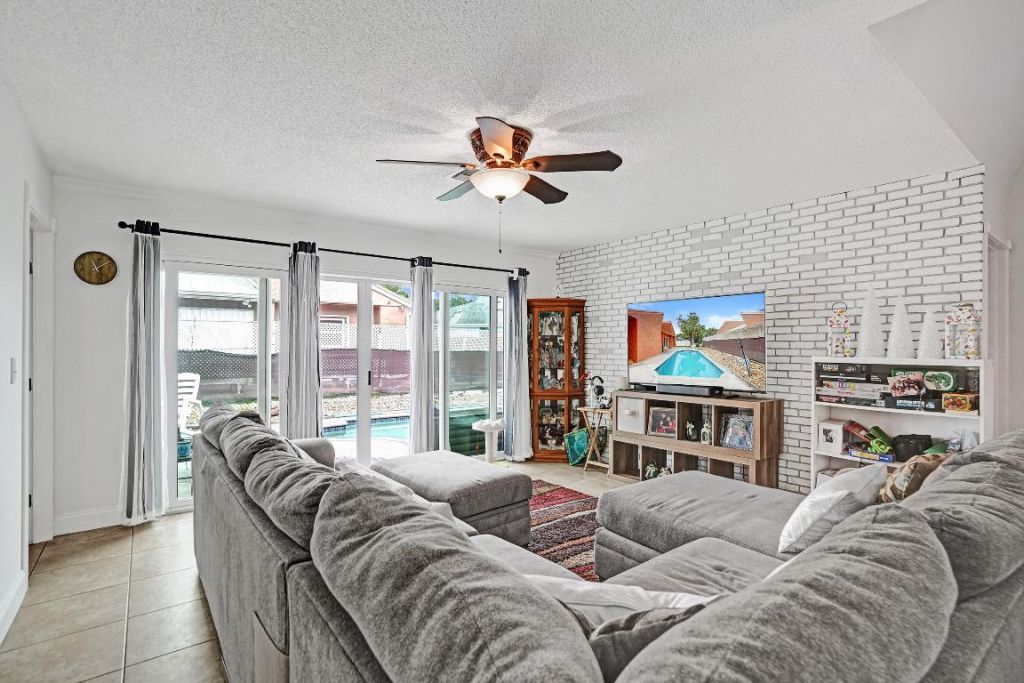 9471 SW 49th Place, Cooper City, FL 33328 Photo