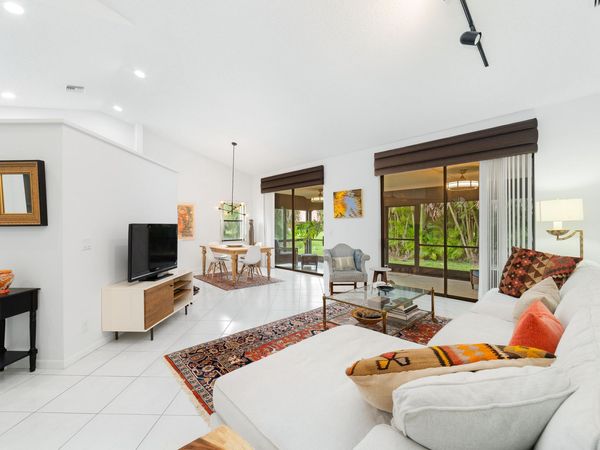 7520 Lexington Club Boulevard, Unit A, Delray Beach, FL 33446