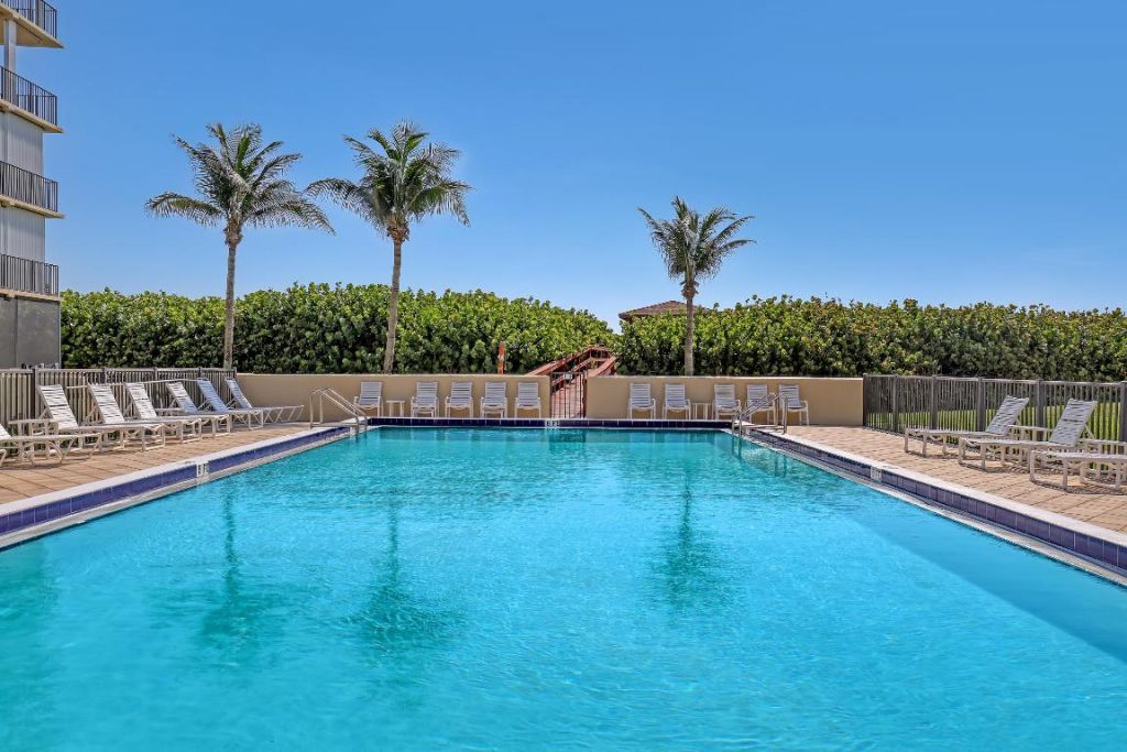 7430 S Ocean Drive, Unit B-818, Jensen Beach, FL 34957 Photo